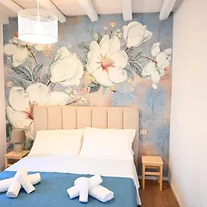 https://garofoli-apartments.hotelinveneto.com